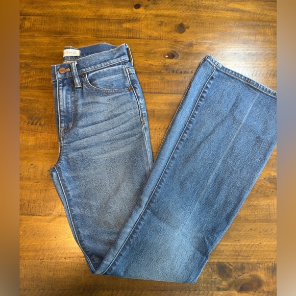 MADEWELL Flea Market Flare Jeans in Amaretto Wash NWOT - Picture 3 of 12